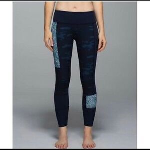 Lululemon Sashiko Blue Camo Patchwork Wunder Under Leggings 6‎